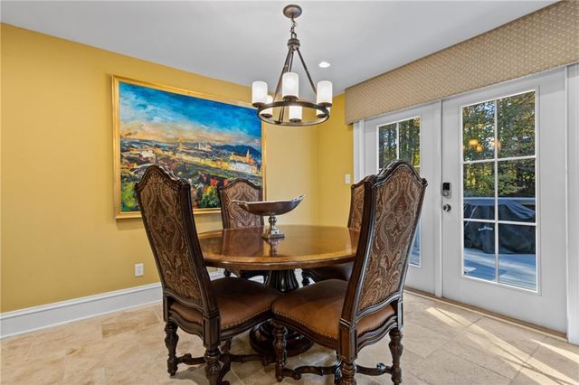1532 Huntingdon Trail, Atlanta, GA 30350
