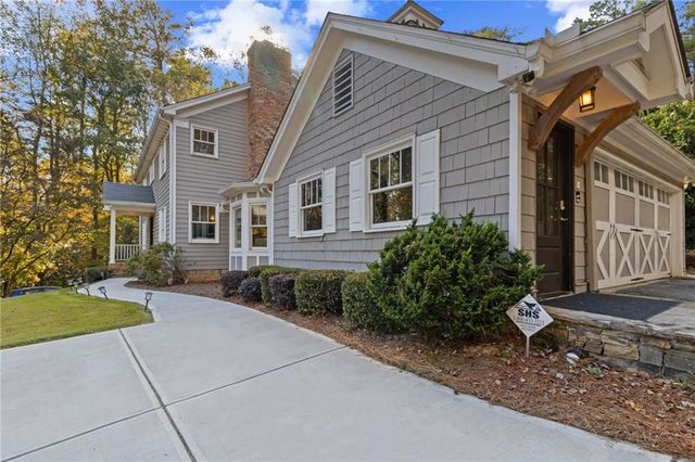 1532 Huntingdon Trail, Atlanta, GA 30350