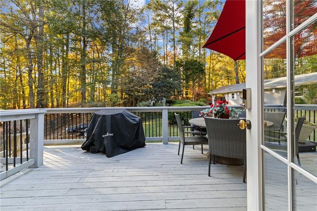 1532 Huntingdon Trail, Atlanta, GA 30350