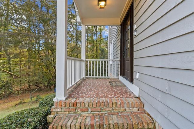 1532 Huntingdon Trail, Atlanta, GA 30350
