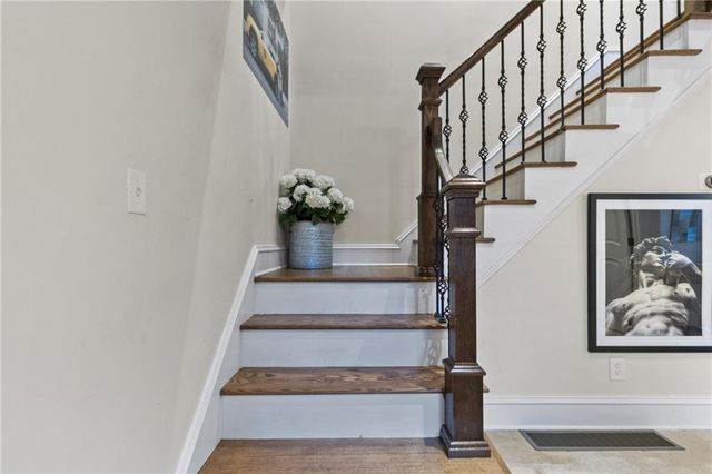 1532 Huntingdon Trail, Atlanta, GA 30350