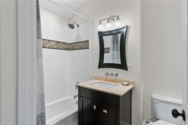 1532 Huntingdon Trail, Atlanta, GA 30350