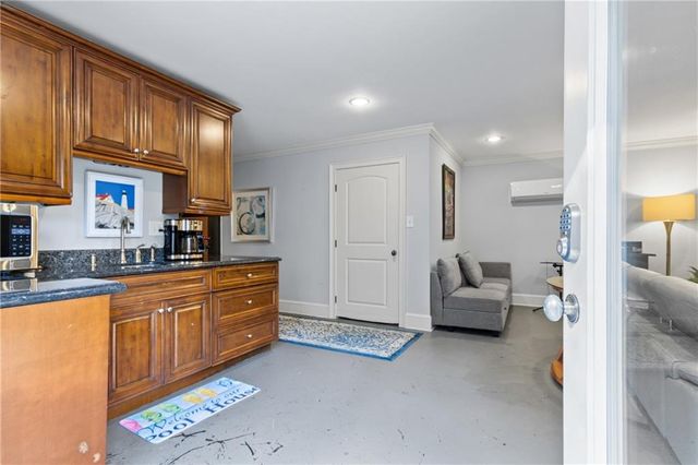 1532 Huntingdon Trail, Atlanta, GA 30350