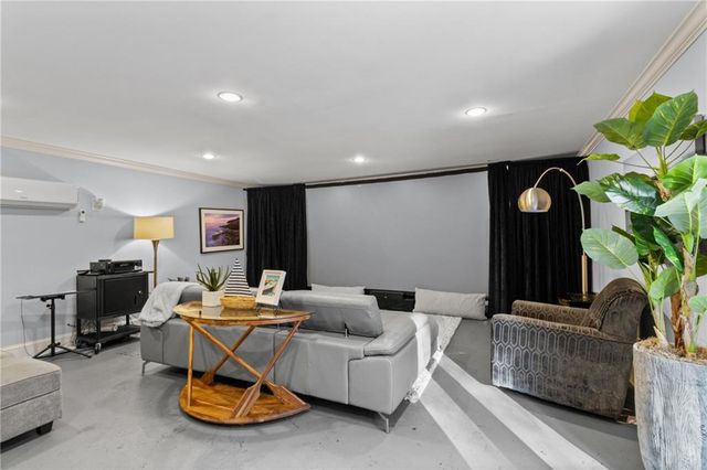 1532 Huntingdon Trail, Atlanta, GA 30350