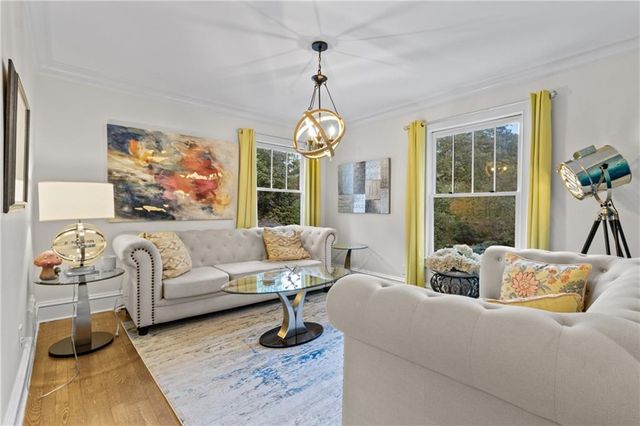 1532 Huntingdon Trail, Atlanta, GA 30350