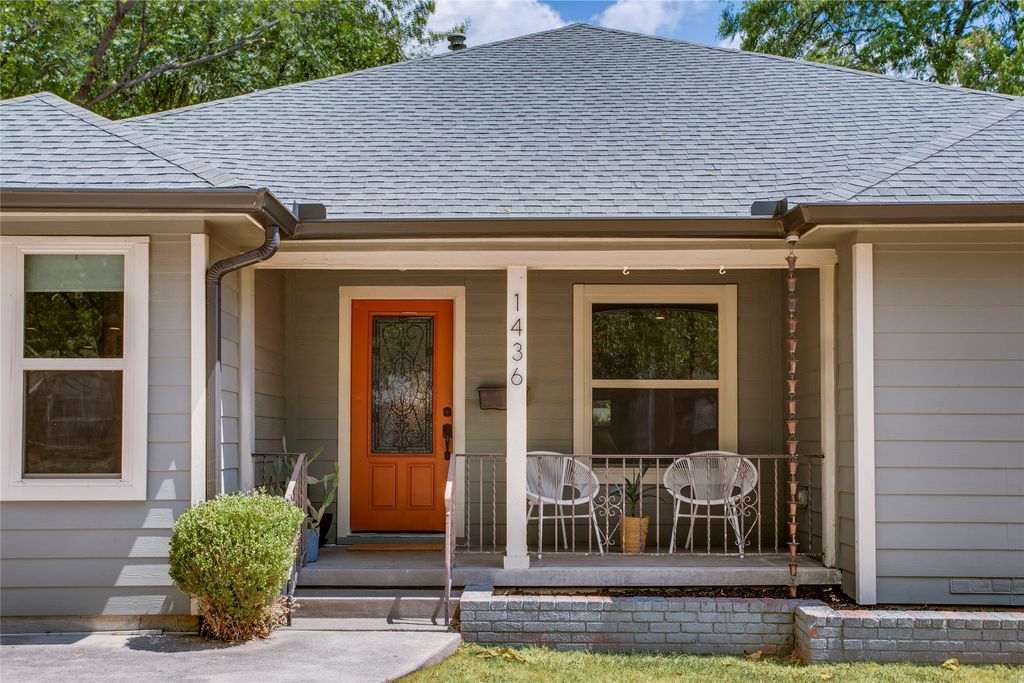 1436 S Marlborough Avenue, Dallas, TX 75208 — exterior