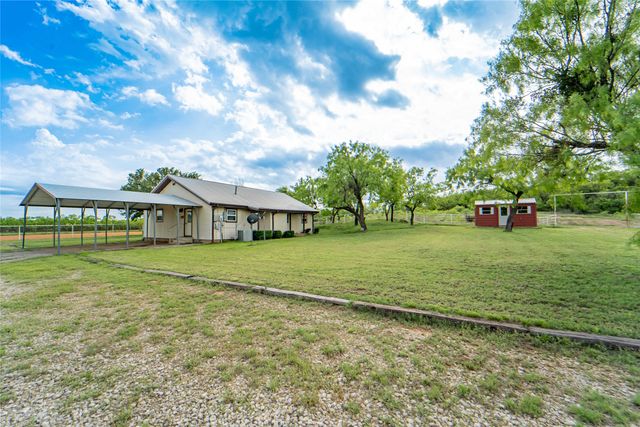 1400 W 6th Street 2, Breckenridge, TX 76424