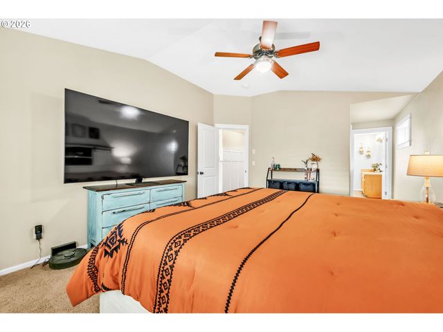 41 SANDALWOOD Loop, Creswell, OR 97426