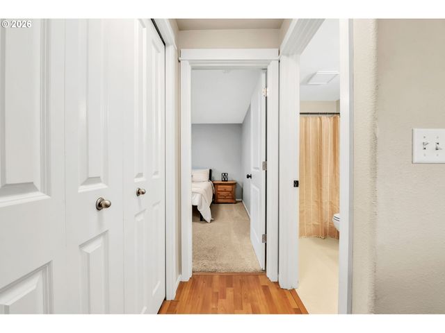 41 SANDALWOOD Loop, Creswell, OR 97426