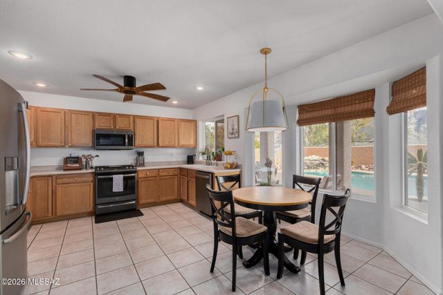 12158 N Legacy Place, Oro Valley, AZ 85755