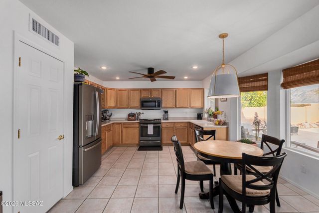 12158 N Legacy Place, Oro Valley, AZ 85755