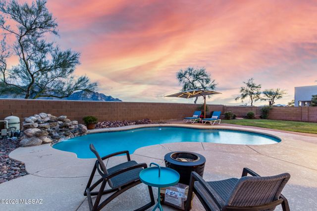 12158 N Legacy Place, Oro Valley, AZ 85755