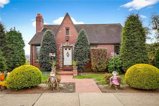 2847 Middletown Rd, Ingram, PA 15204