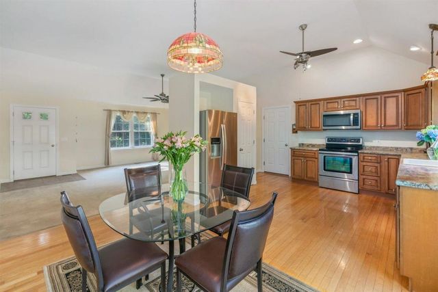 45 Phillips Road, Sandown, NH 03873