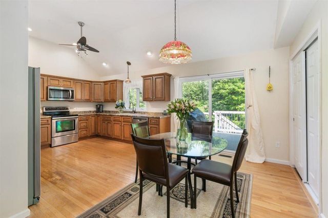 45 Phillips Road, Sandown, NH 03873