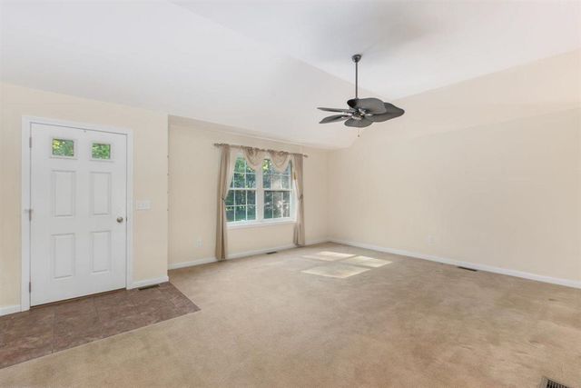 45 Phillips Road, Sandown, NH 03873