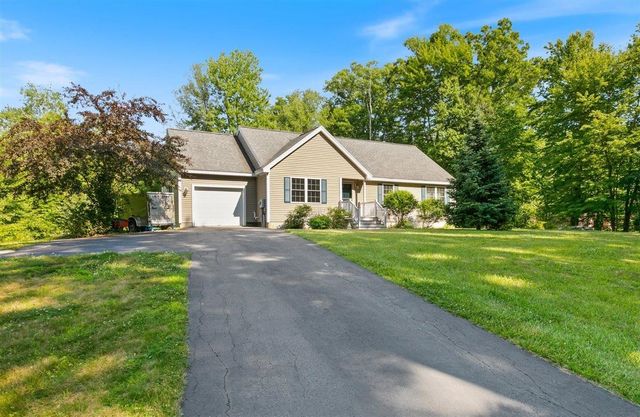 45 Phillips Road, Sandown, NH 03873