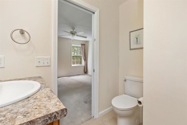45 Phillips Road, Sandown, NH 03873