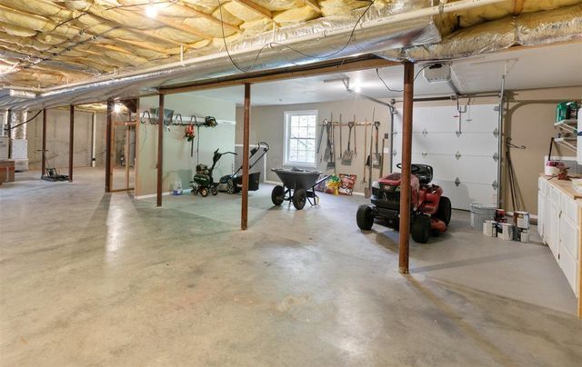 45 Phillips Road, Sandown, NH 03873
