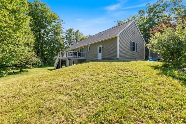 45 Phillips Road, Sandown, NH 03873