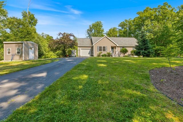 45 Phillips Road, Sandown, NH 03873