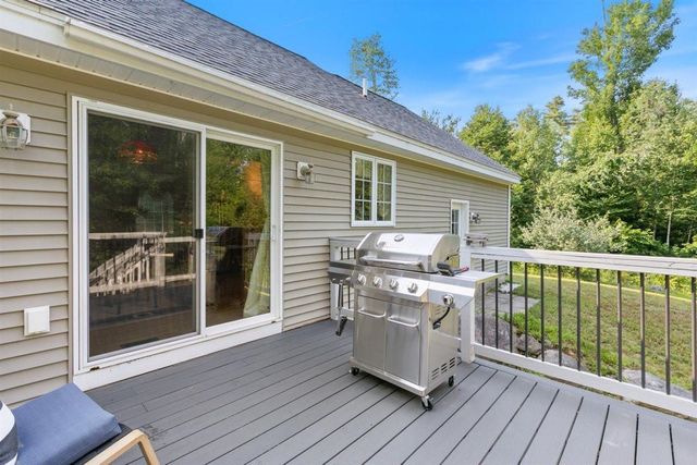 45 Phillips Road, Sandown, NH 03873