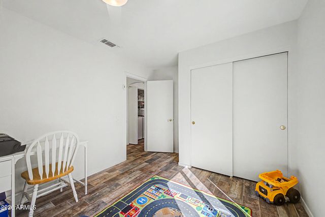 890 N CHOLLA Street, Chandler, AZ 85224