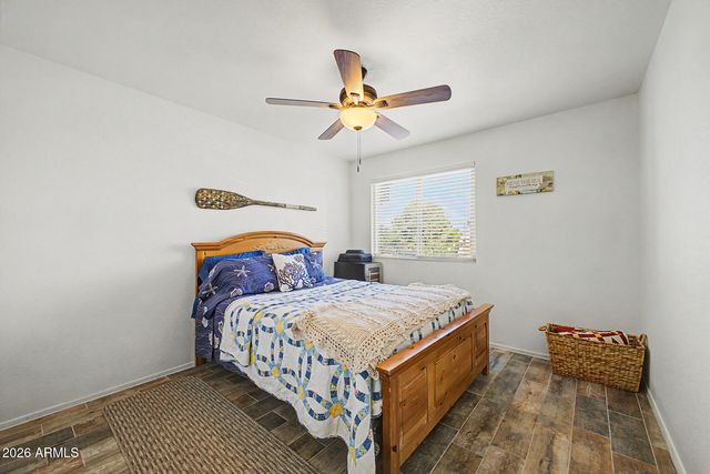 890 N CHOLLA Street, Chandler, AZ 85224