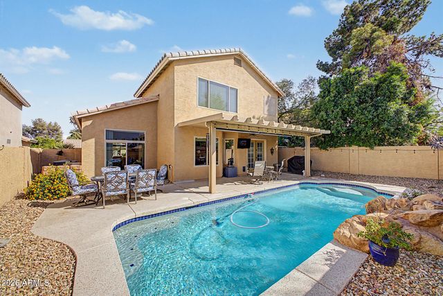 890 N CHOLLA Street, Chandler, AZ 85224