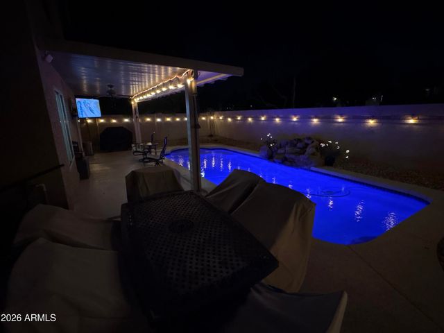 890 N CHOLLA Street, Chandler, AZ 85224