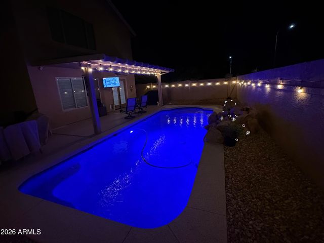 890 N CHOLLA Street, Chandler, AZ 85224