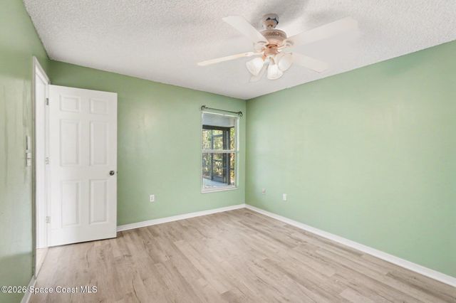 146 Oakcrest Avenue NE, Palm Bay, FL 32907