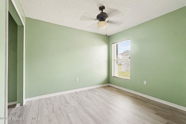 146 Oakcrest Avenue NE, Palm Bay, FL 32907