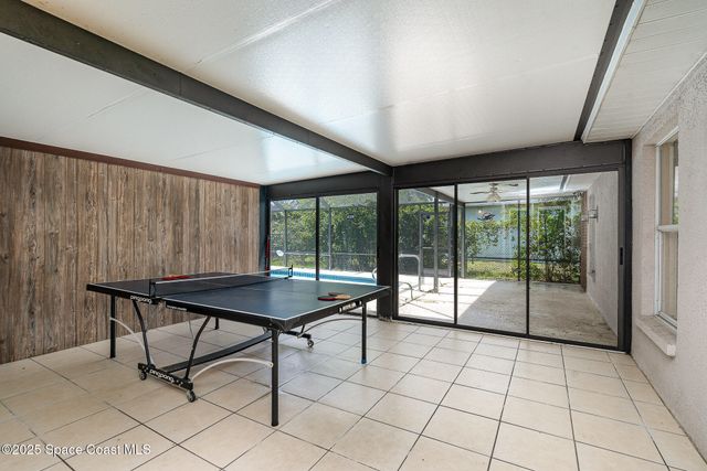 146 Oakcrest Avenue NE, Palm Bay, FL 32907