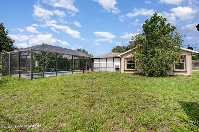 146 Oakcrest Avenue NE, Palm Bay, FL 32907