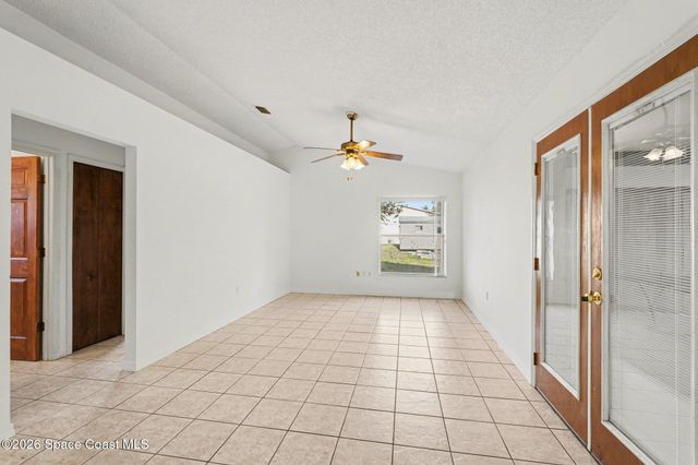 146 Oakcrest Avenue NE, Palm Bay, FL 32907