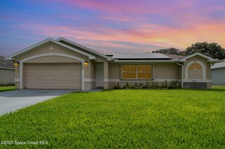 146 Oakcrest Avenue NE, Palm Bay, FL 32907