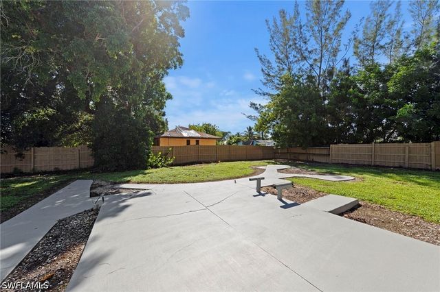 19235 Miami BLVD, Fort Myers, FL 33967