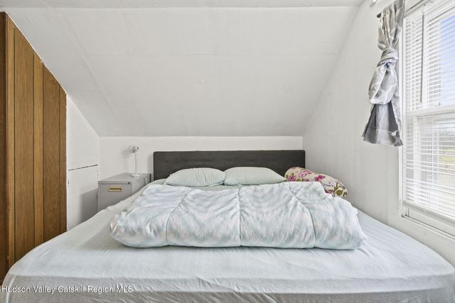 299 Lincoln Boulevard, Hudson, NY 12534