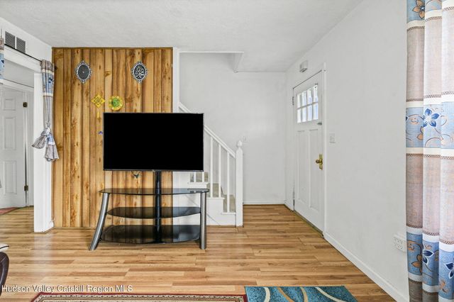 299 Lincoln Boulevard, Hudson, NY 12534