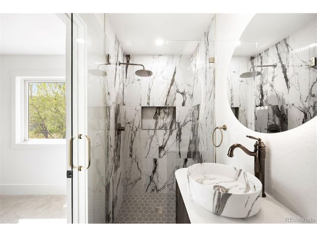 51 S Indiana St, Golden, CO 80401