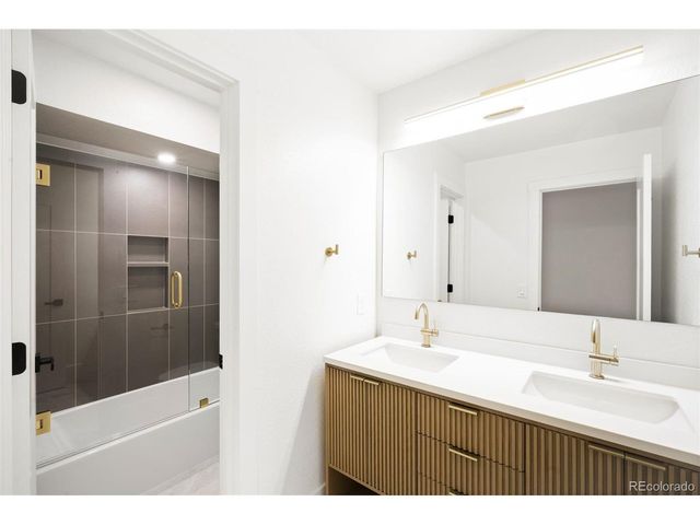 51 S Indiana St, Golden, CO 80401