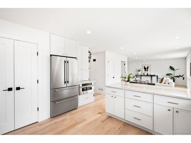 51 S Indiana St, Golden, CO 80401