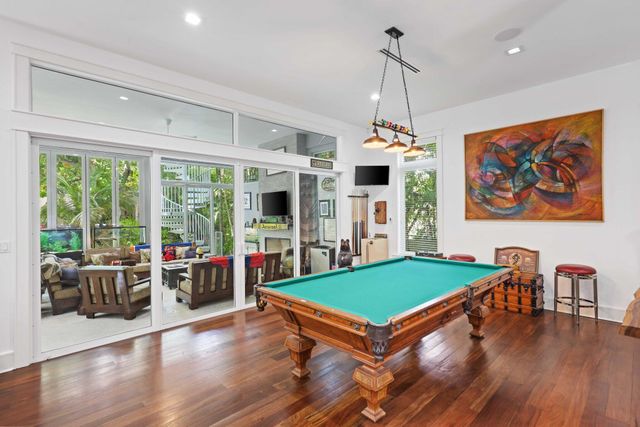 12 Sylvan Lane, Fort Lauderdale, FL 33316