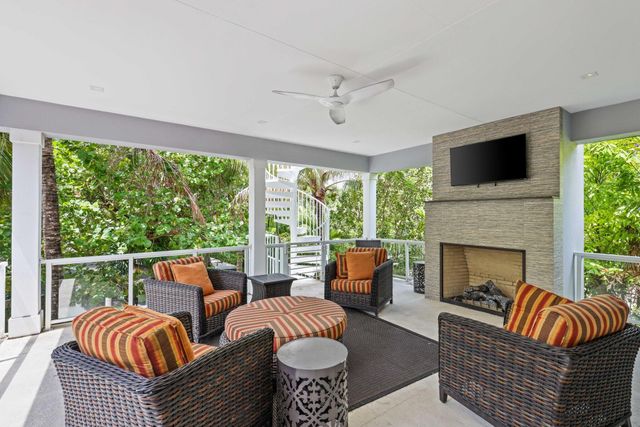 12 Sylvan Lane, Fort Lauderdale, FL 33316