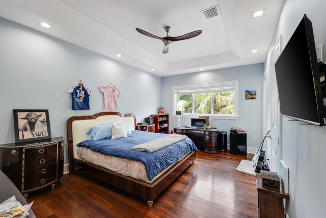12 Sylvan Lane, Fort Lauderdale, FL 33316