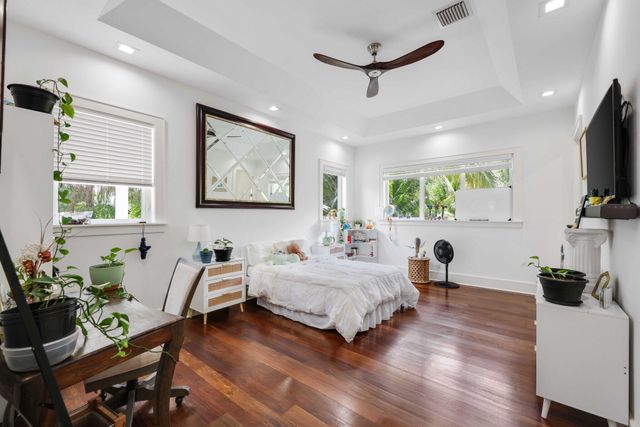 12 Sylvan Lane, Fort Lauderdale, FL 33316