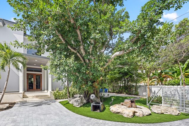 12 Sylvan Lane, Fort Lauderdale, FL 33316