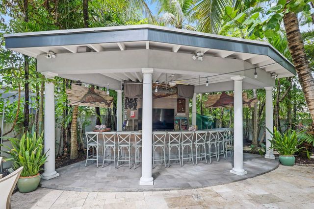 12 Sylvan Lane, Fort Lauderdale, FL 33316
