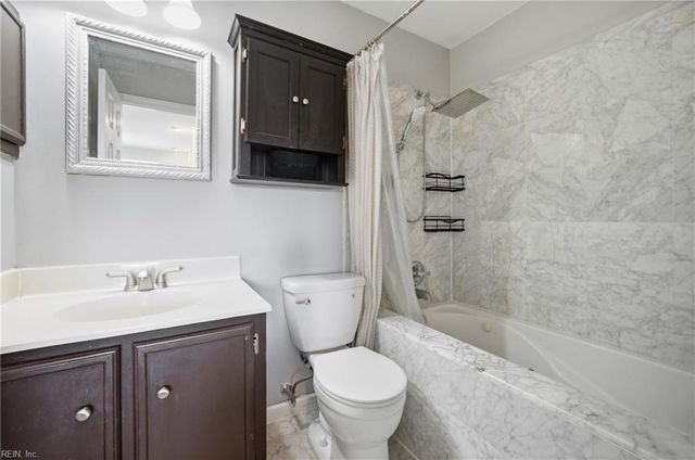 750 Glenshire DR, Virginia Beach, VA 23462